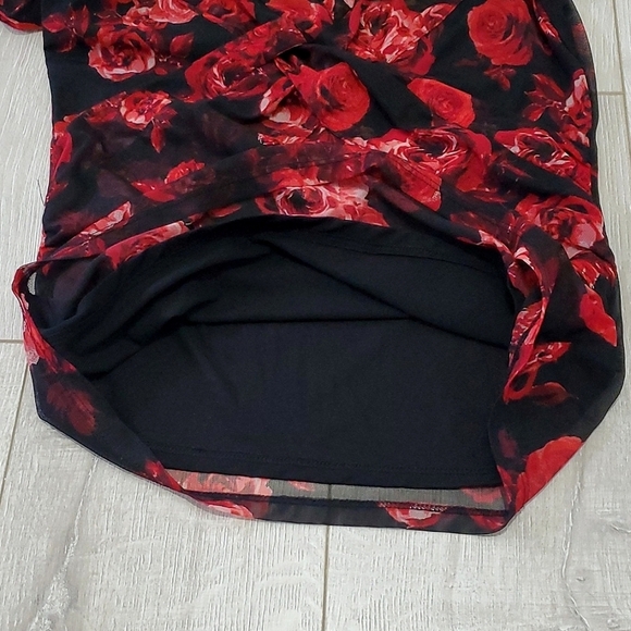 INC INTERNATIONAL CONCEPTS BLOUSE, Sz S, BLACK/RED, STRETCH, NEW - Picture 11 of 16